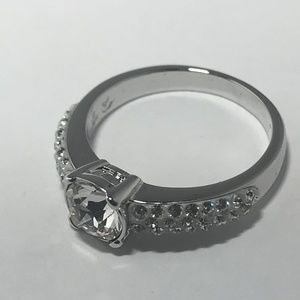 Swarovski Dazzle Ring 55